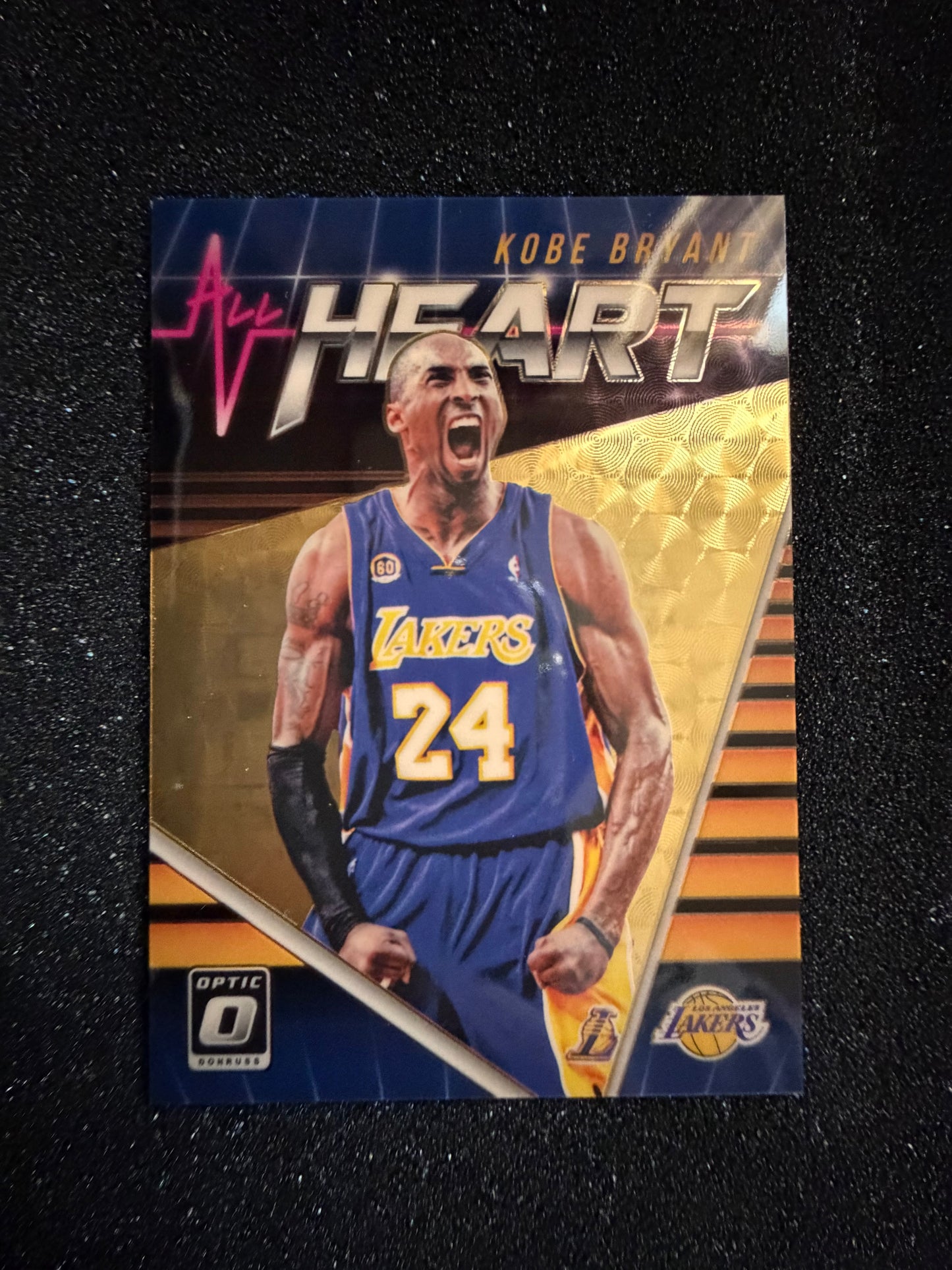 1/1 Kobe Bryant 2018-19 Panini Donruss Optic All Heart Gold Vinyl Prizm #19 Lakers